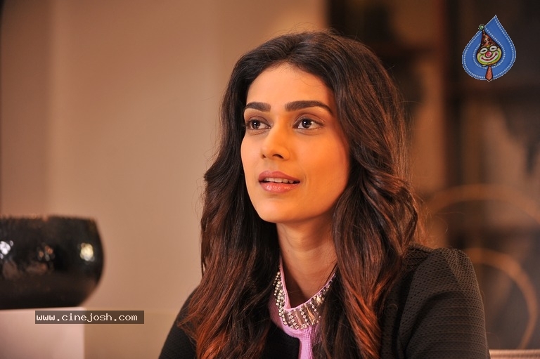 Malli Raava Working Stills - 7 / 14 photos