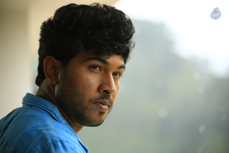 Malli Vachinda Movie Photos - 8 / 36 photos