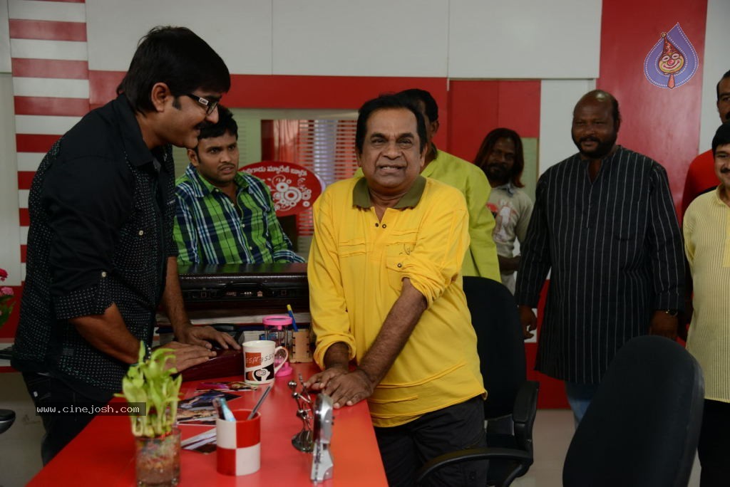 Malligadu Marriage Bureau Stills n Walls - 105 / 152 photos