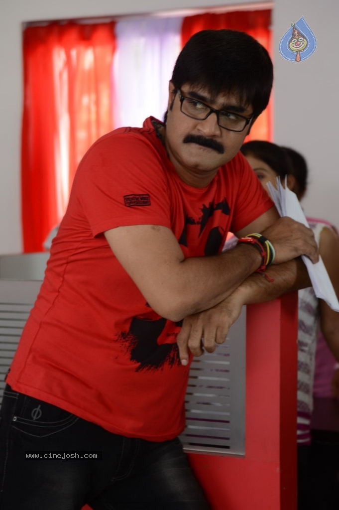 Malligadu Marriage Bureau Stills n Walls - 114 / 152 photos