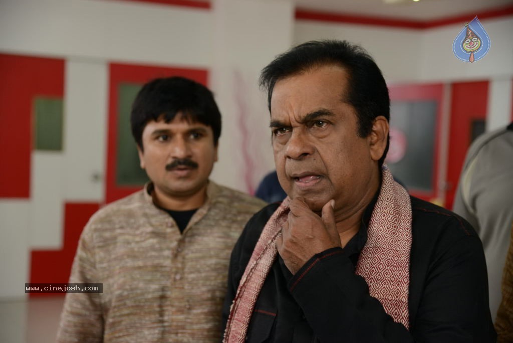 Malligadu Marriage Bureau Stills n Walls - 116 / 152 photos
