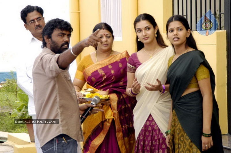 Mallikattu Tamil Movie Stills - 58 / 85 photos