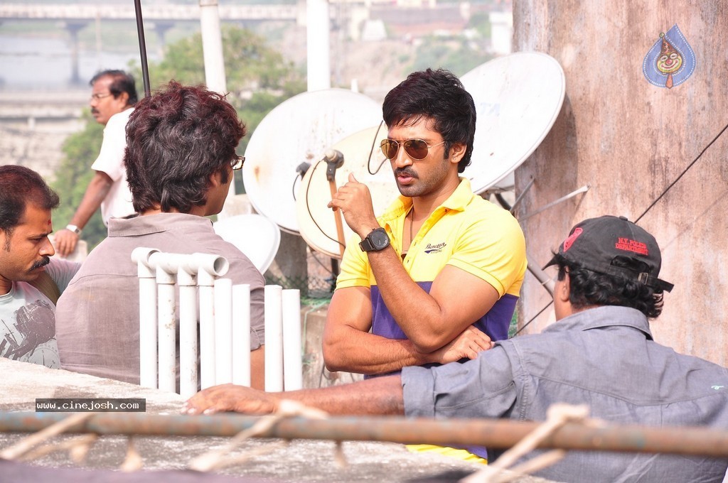 Malupu Movie Stills n Posters - 39 / 119 photos