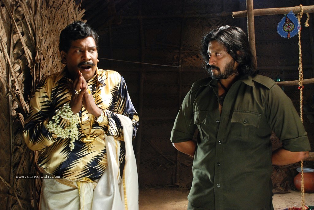 Mambattiyan Tamil Movie Stills - 22 / 33 photos