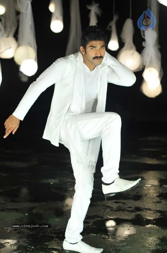 Man of The Match Movie Stills - 29 / 33 photos