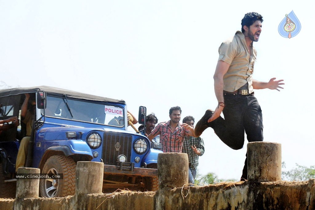 Mana Kurralle Movie Stills n Walls - 11 / 49 photos