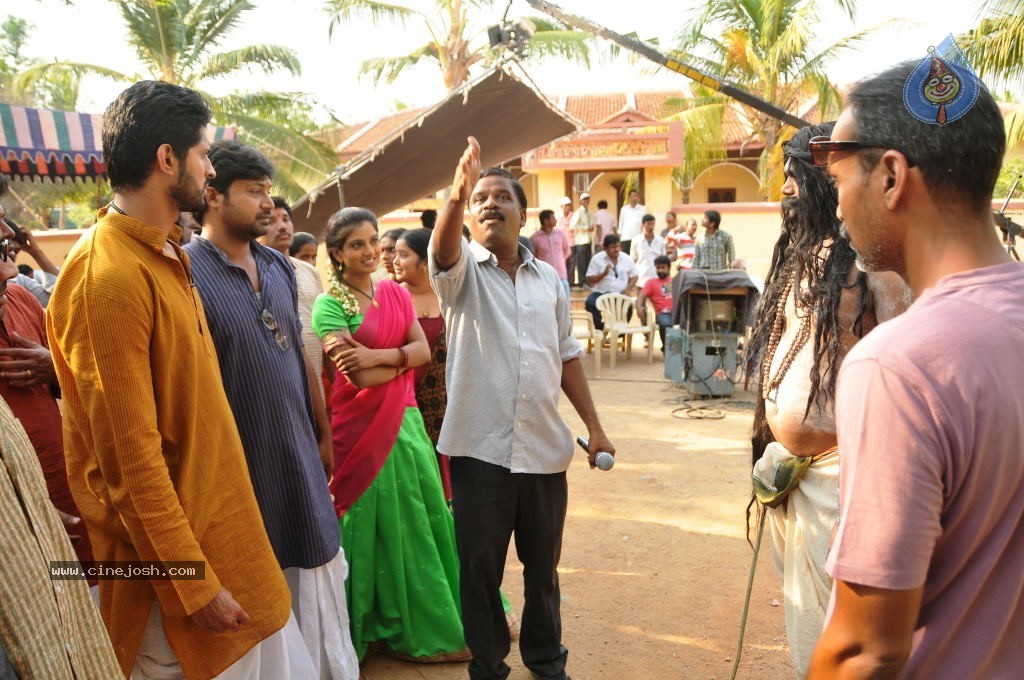 Mana Kurralle Movie Stills n Walls - 25 / 49 photos