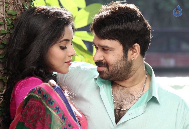 Manal Kayiru 2 Tamil Film Photos - 3 / 27 photos