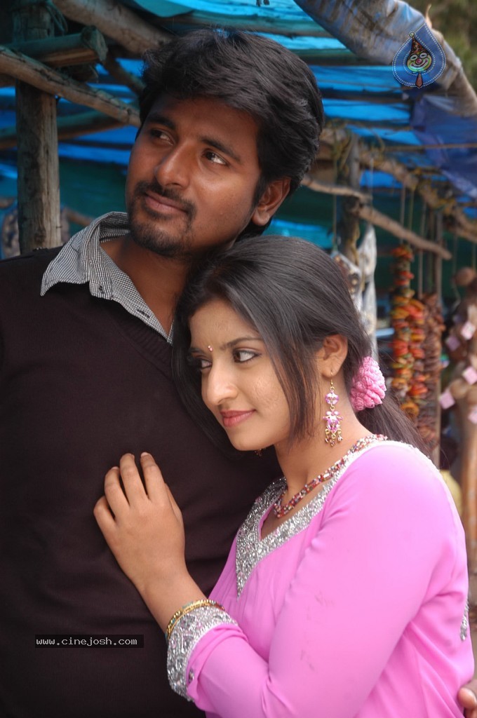 Manam Kothi Paravai Tamil Movie New Stills - 4 / 34 photos