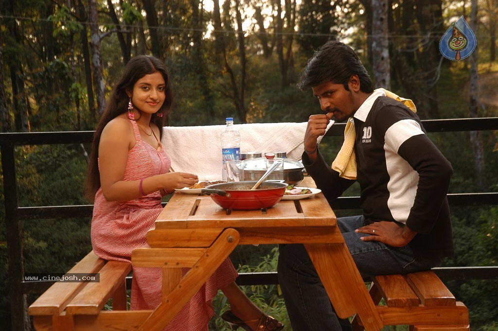 Manam Kothi Paravai Tamil Movie New Stills - 5 / 34 photos