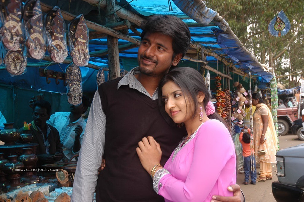 Manam Kothi Paravai Tamil Movie New Stills - 8 / 34 photos