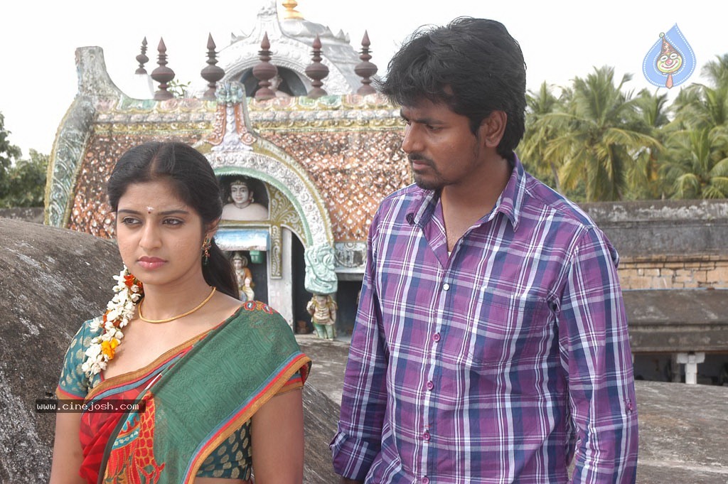 Manam Kothi Paravai Tamil Movie New Stills - 12 / 34 photos