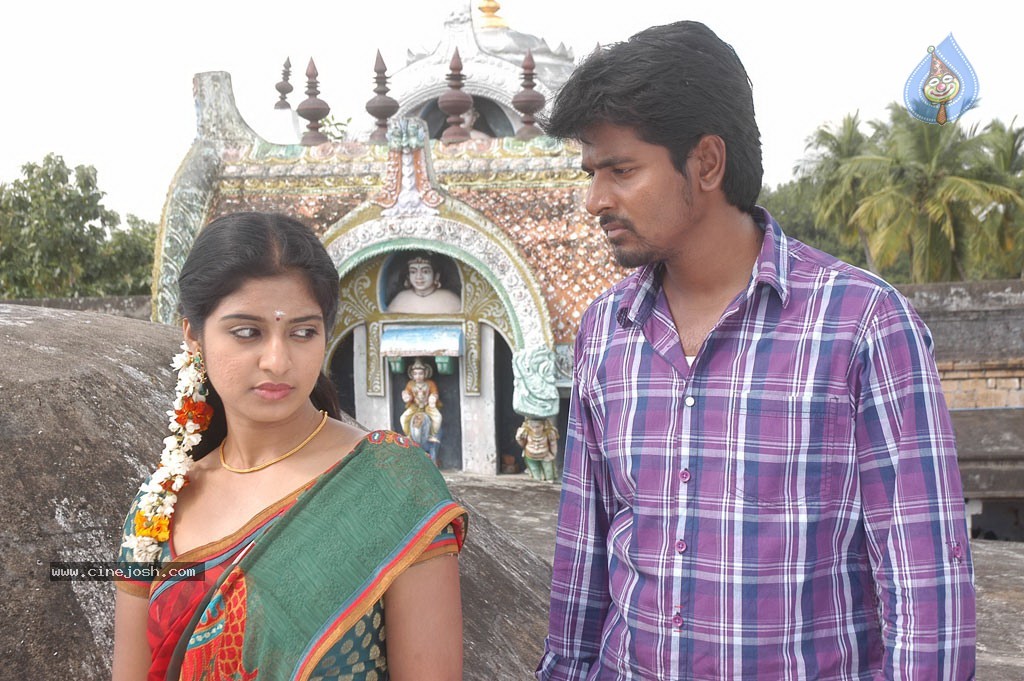 Manam Kothi Paravai Tamil Movie New Stills - 30 / 34 photos