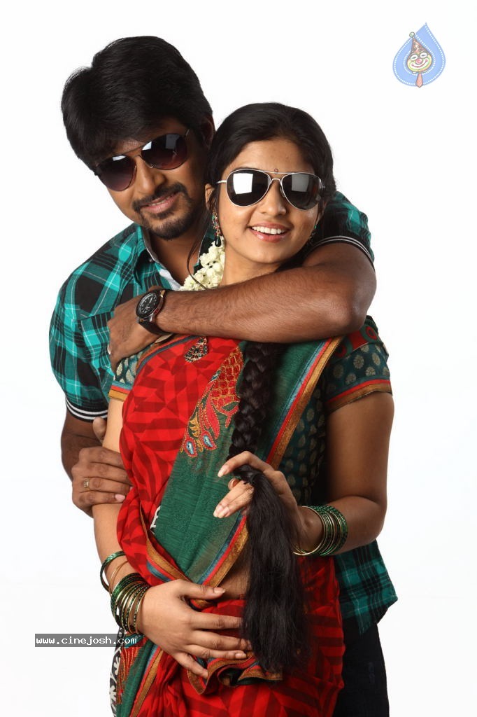 Manam Kothi Paravai Tamil Movie Stills - 8 / 27 photos