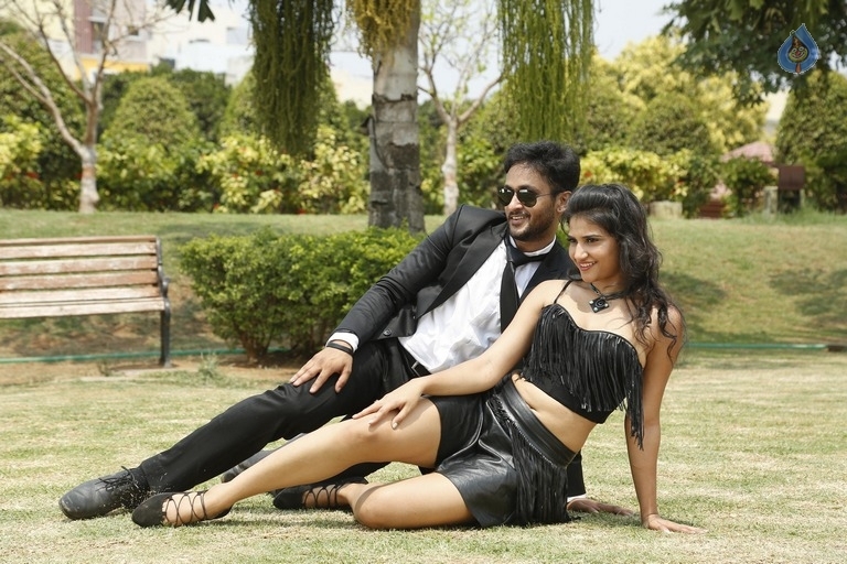 Manasainodu Movie Stills - 15 / 15 photos