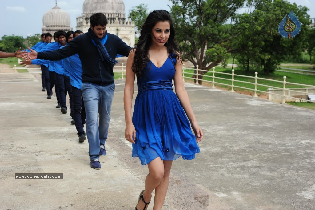 Manasunu Maya Seyake New Photos - 64 / 76 photos