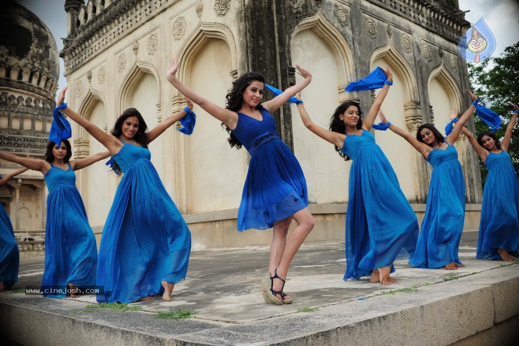 Manasunu Maya Seyake New Photos - 72 / 76 photos