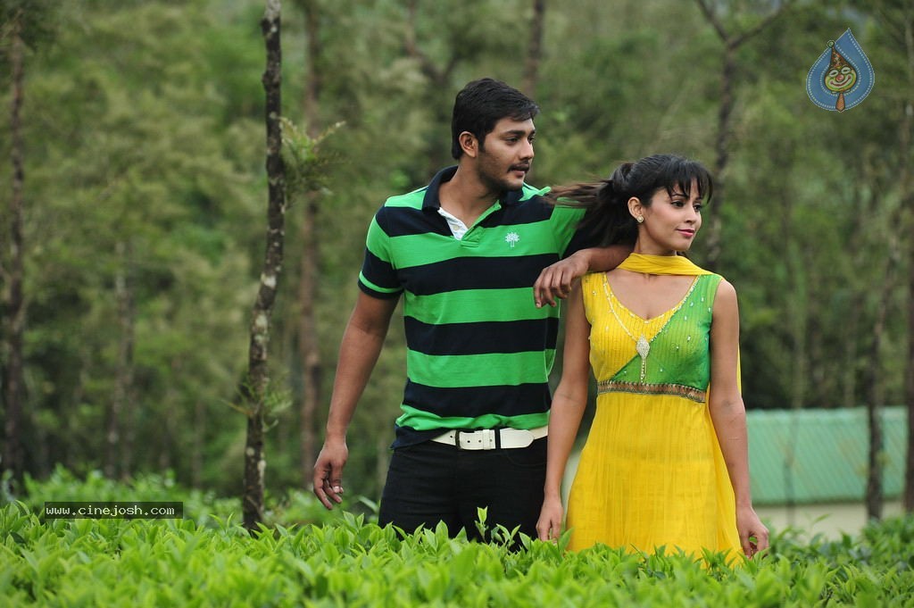 Manasunu Maya Seyake New Photos - 26 / 35 photos