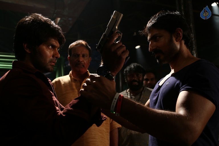 Mande Suryudu Movie Photos - 2 / 42 photos