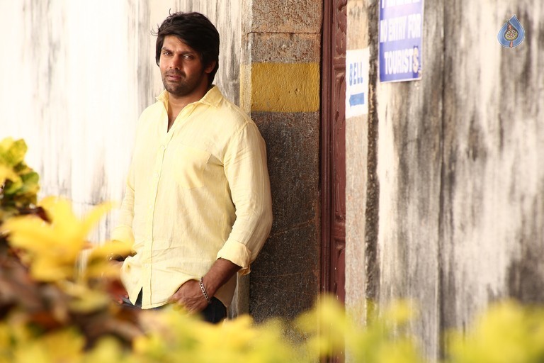 Mande Suryudu Movie Photos - 16 / 42 photos