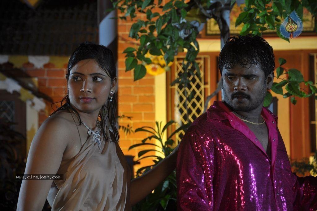 Mandothari Tamil Movie Stills - 13 / 18 photos