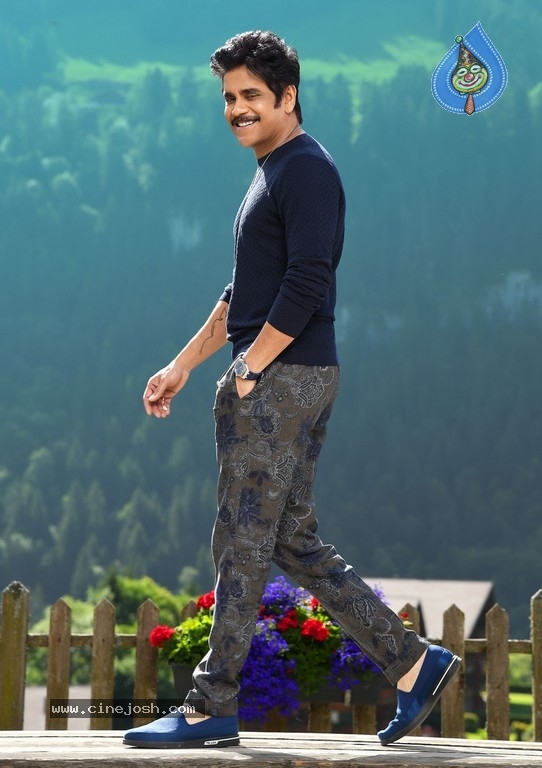 Manmadhudu 2 Movie Photos - 1 / 2 photos