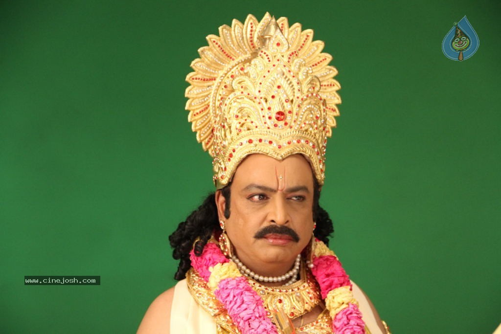 Manushulatho Jagratha New Stills - 34 / 51 photos