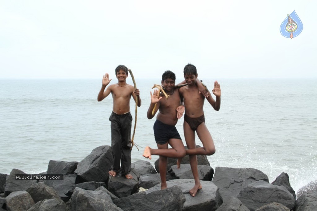 Marina Movie Stills - 72 / 87 photos