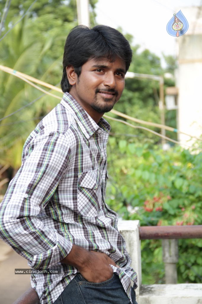 Marina Tamil Movie Stills - 20 / 46 photos