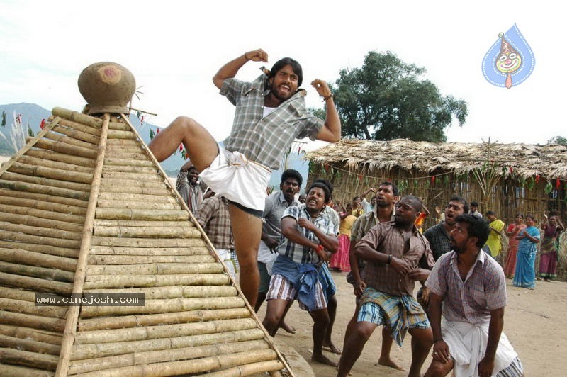 Markandeyan Tamil Movie Stills - 11 / 63 photos