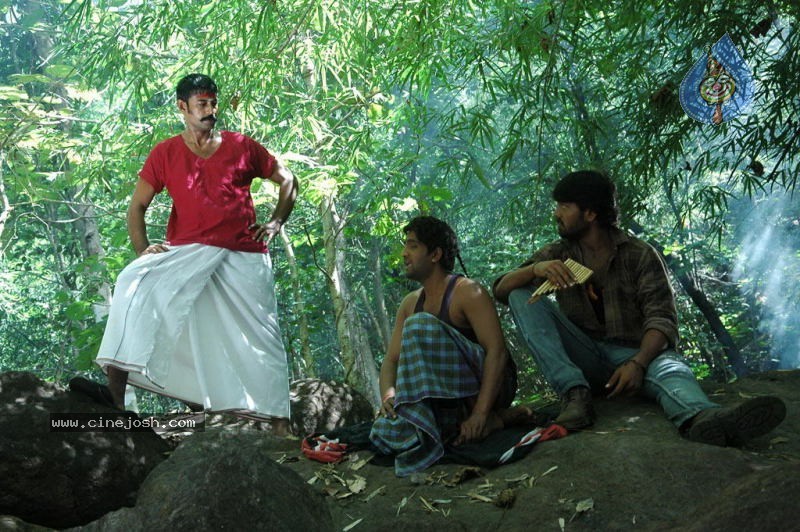 Markandeyan Tamil Movie Stills - 23 / 63 photos