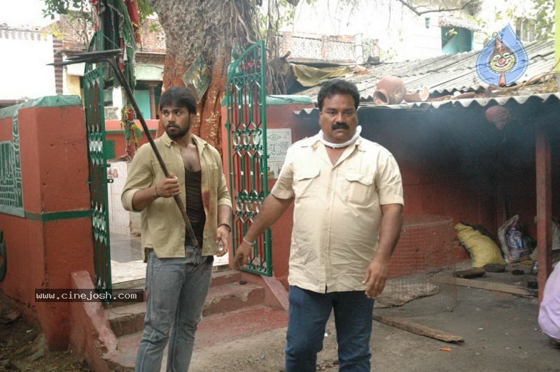 Markandeyan Tamil Movie Stills - 49 / 63 photos