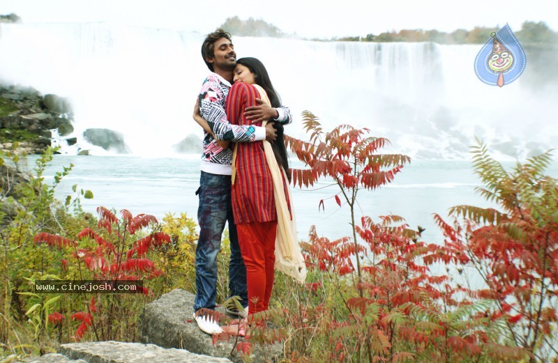 'Maro Charitra' Movie New Stills. - 7 / 11 photos