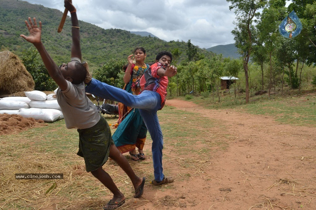 Maru Visaranai Tamil Movie Stills - 15 / 66 photos