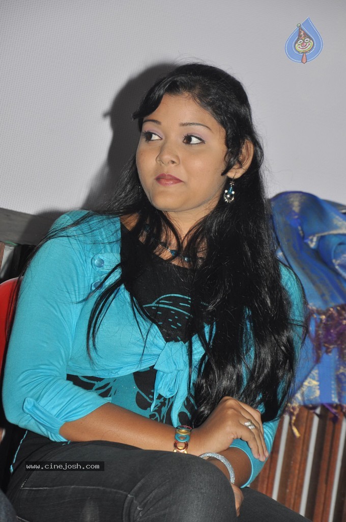 Maru Visaranai Tamil Movie Stills - 57 / 66 photos