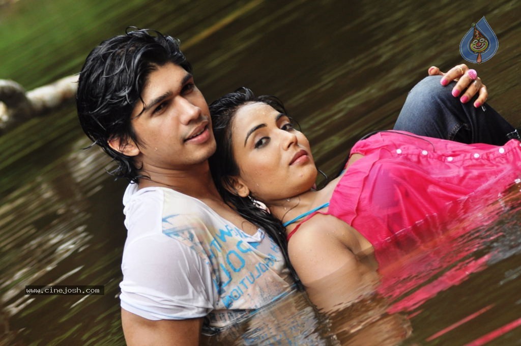 Marumugam Tamil Movie Hot Stills - 2 / 40 photos