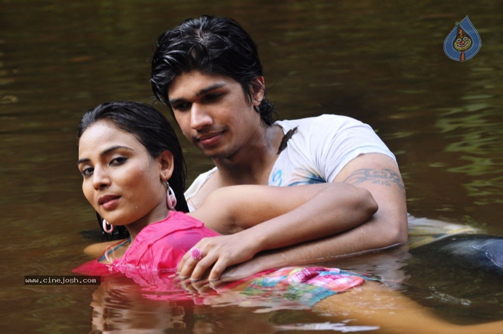 Marumugam Tamil Movie Hot Stills - 32 / 40 photos