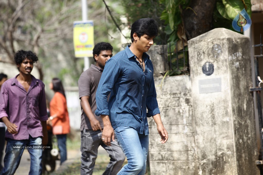 Mask Movie New Stills - 22 / 99 photos