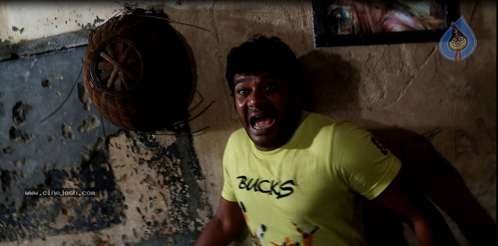Maya Chitram Movie Stills n Walls - 12 / 34 photos