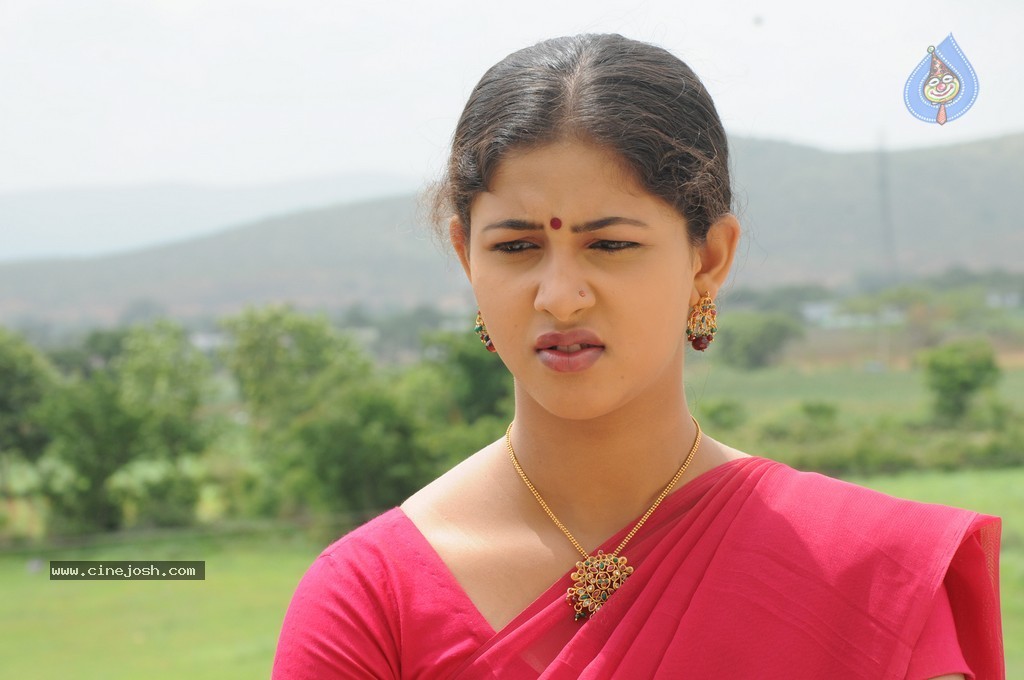 Maya Mahal Movie Photos - 19 / 25 photos