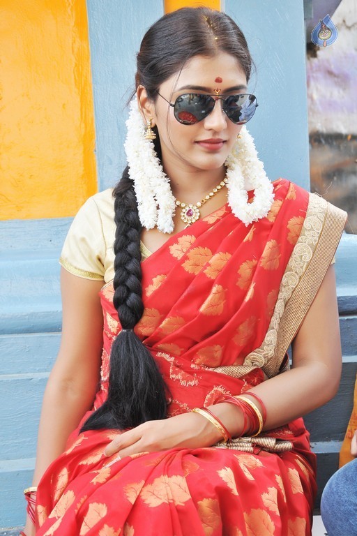 Maya Mall Movie Photos - 1 / 19 photos