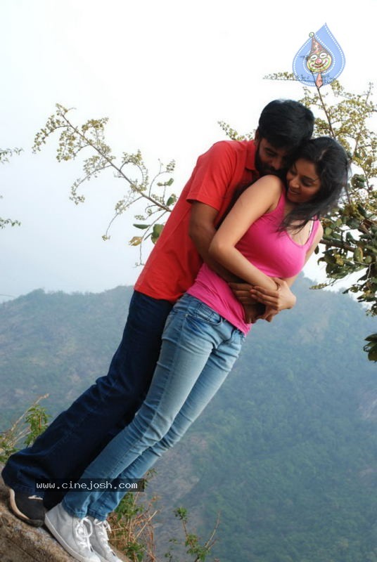 Mayai Tamil Movie Stills - 10 / 21 photos