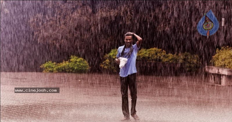 Mayakkam Enna Tamil Movie Stills - 22 / 22 photos