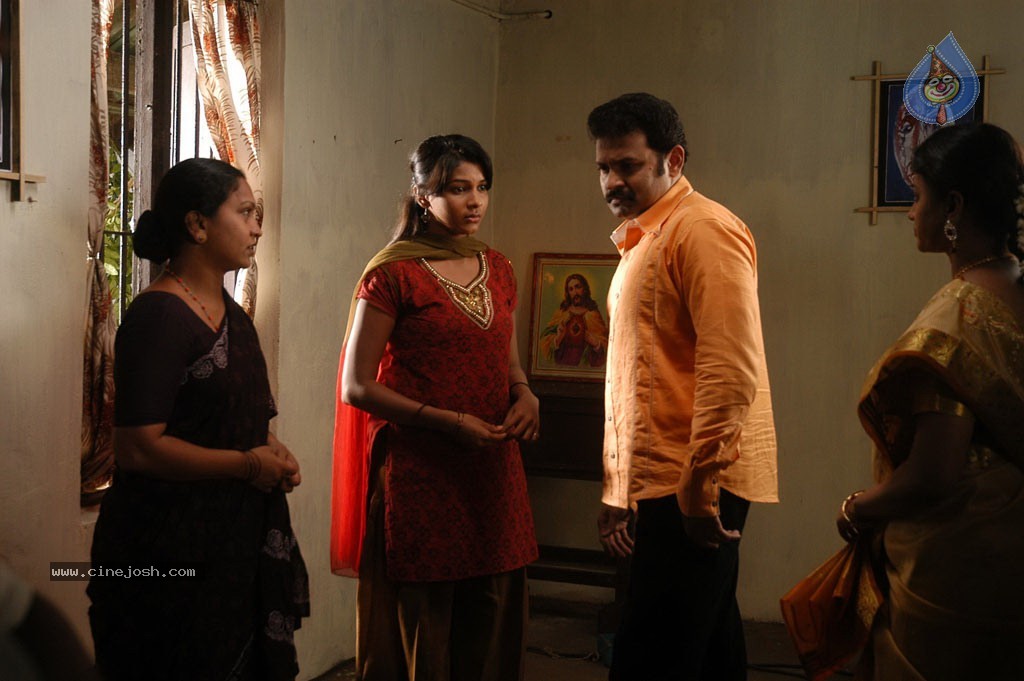 Mazhai Kaalam Tamil Movie New Stills - 3 / 117 photos