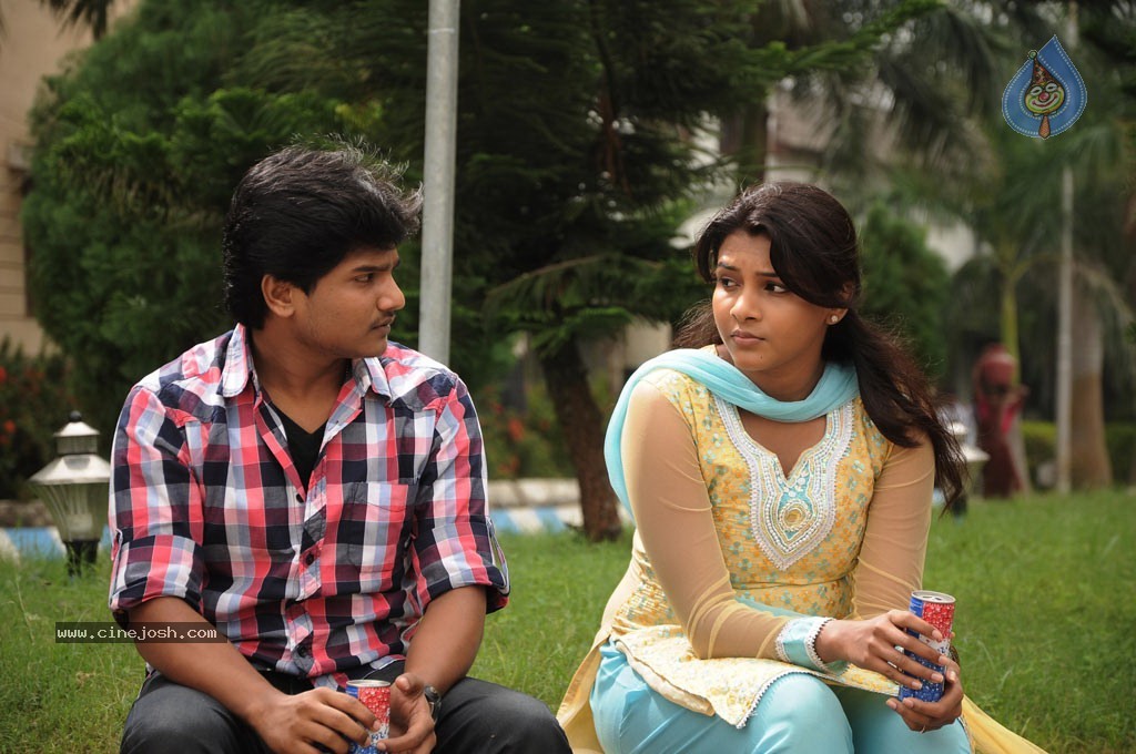 Mazhai Kaalam Tamil Movie New Stills - 29 / 117 photos