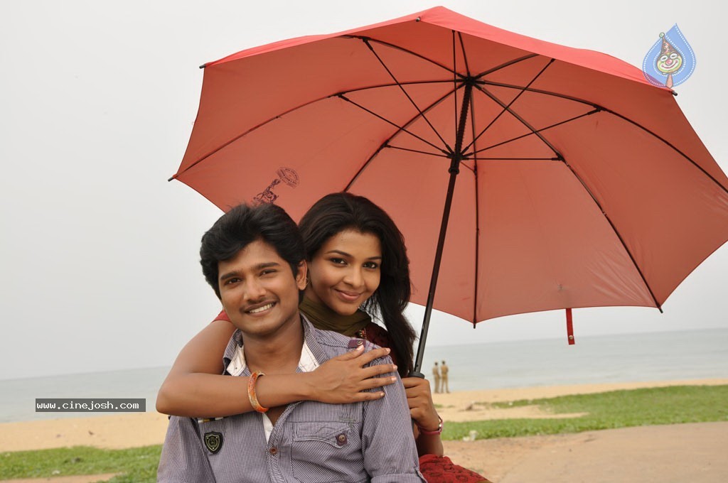 Mazhai Kaalam Tamil Movie New Stills - 32 / 117 photos