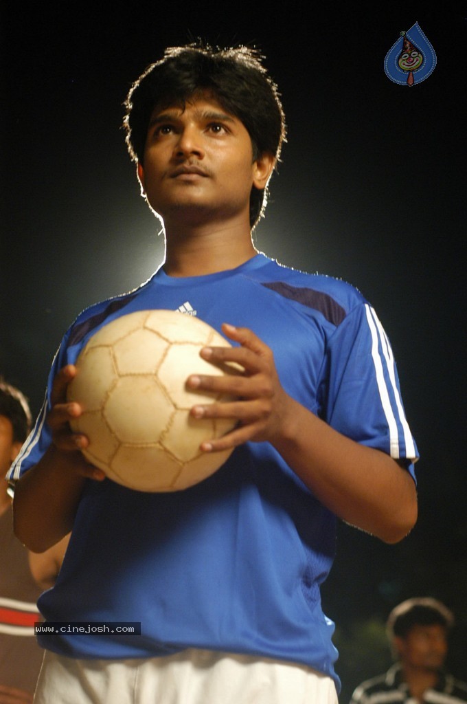 Mazhai Kaalam Tamil Movie New Stills - 57 / 117 photos