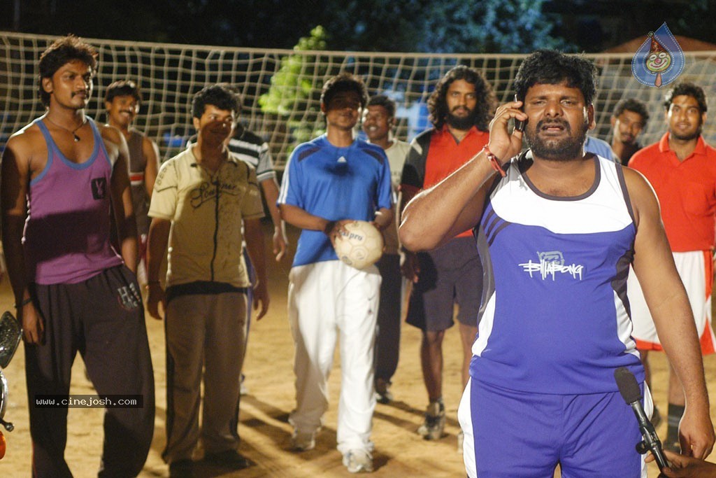 Mazhai Kaalam Tamil Movie New Stills - 76 / 117 photos