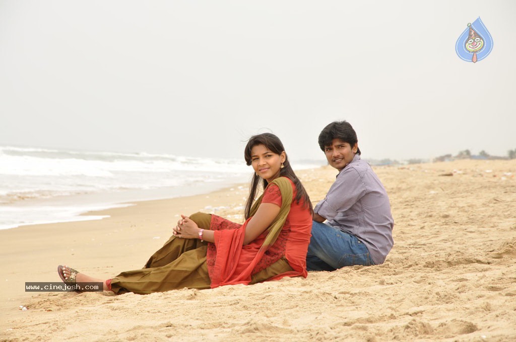 Mazhai Kaalam Tamil Movie New Stills - 82 / 117 photos