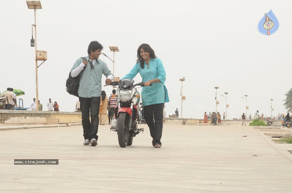 Mazhai kaalam Tamil Movie Stills - 22 / 30 photos
